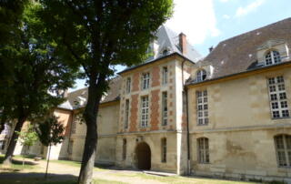 De l'hôpital saint Louis au couvent des Récollets