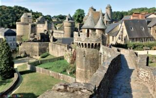 châteaux forts et manoirs de Bretagne