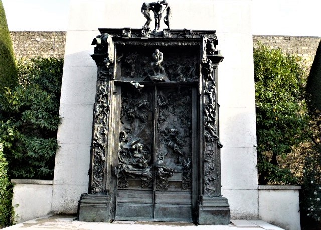 La Porte de l'Enfer de Rodin