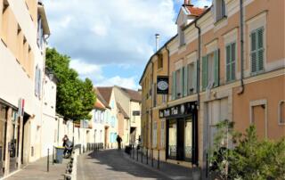 Visite de la cathédrale sainte Geneviève et de son village